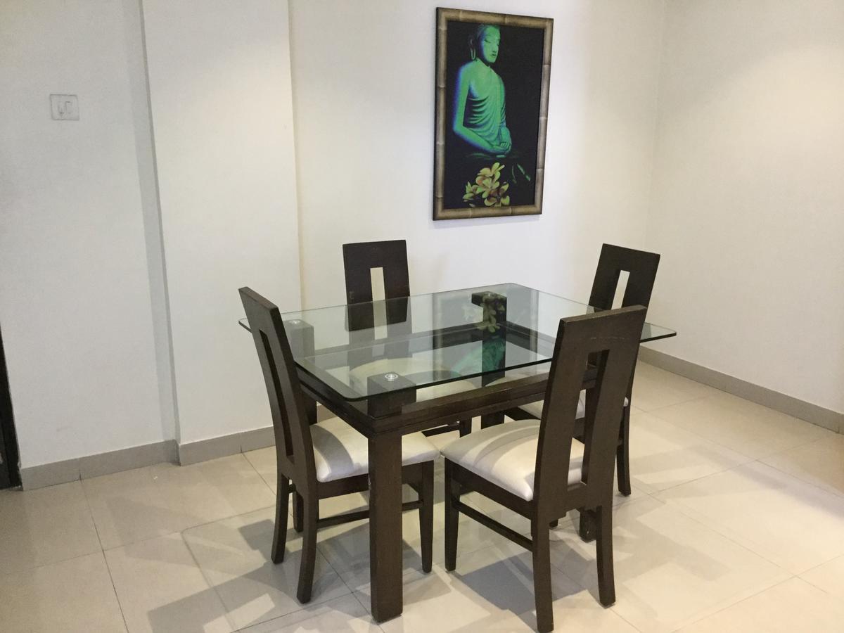 Arista Service Apartments Mumbai Eksteriør bilde